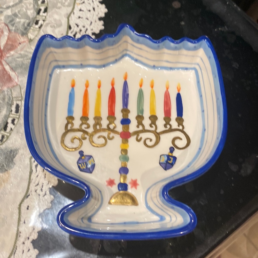 Aviv Judaica Colorful Plat for Chanukkah size 6x7